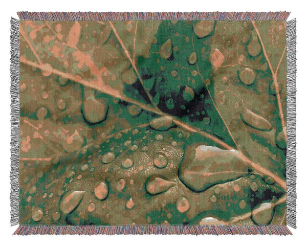 Dewdrop Leaves Woven Blanket