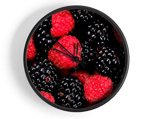Raspberries n Blackberries Clock - Wallart-Direct UK