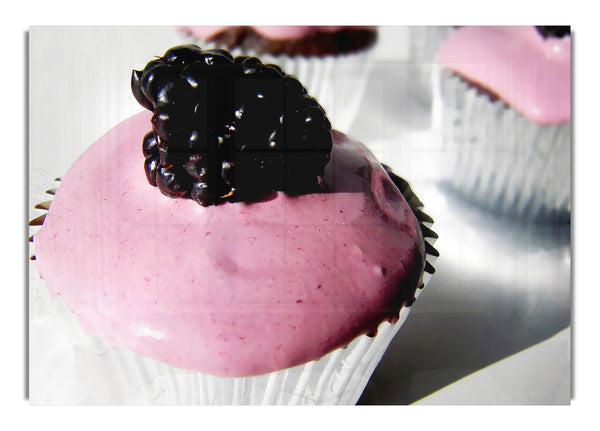 Brombeer-Cupcake