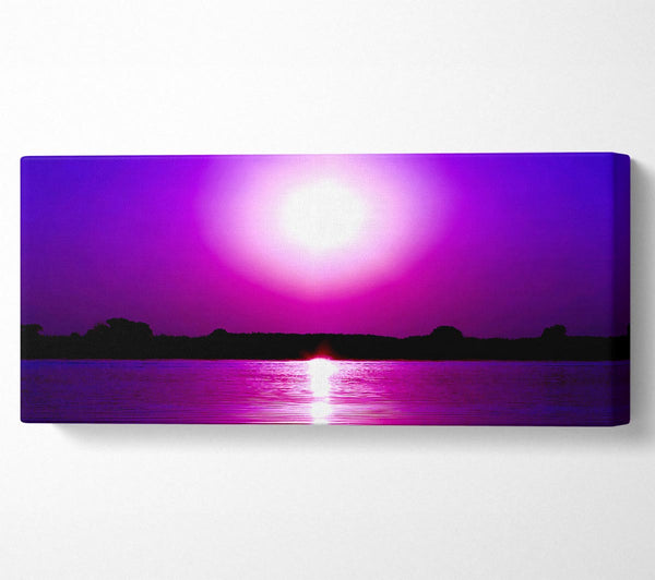 Kirschrote Sonne am See