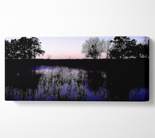Der violette Morgensee