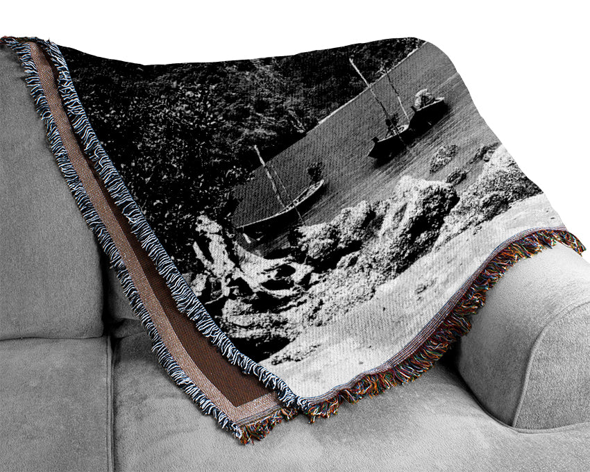 Paradise Island Boats B n W Woven Blanket