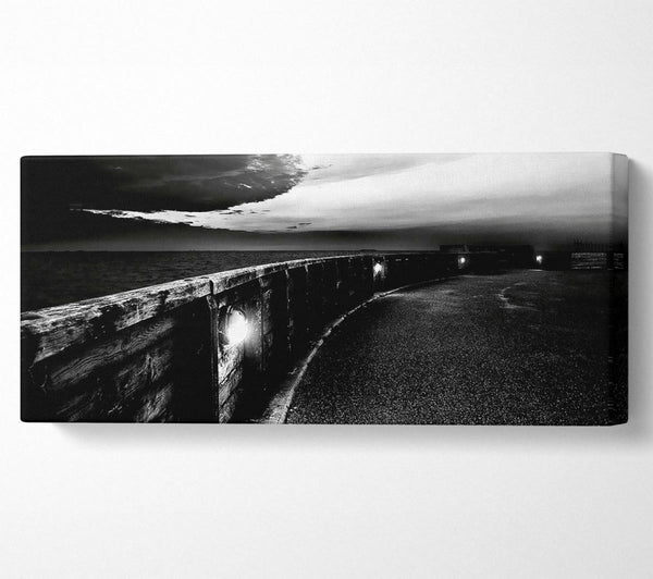 Der nie endende Pier B n W