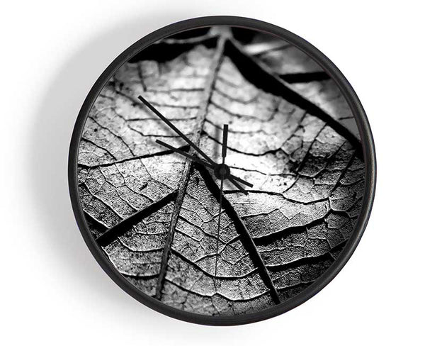 Dry Leaf Black And White Clock - Wallart-Direct UK