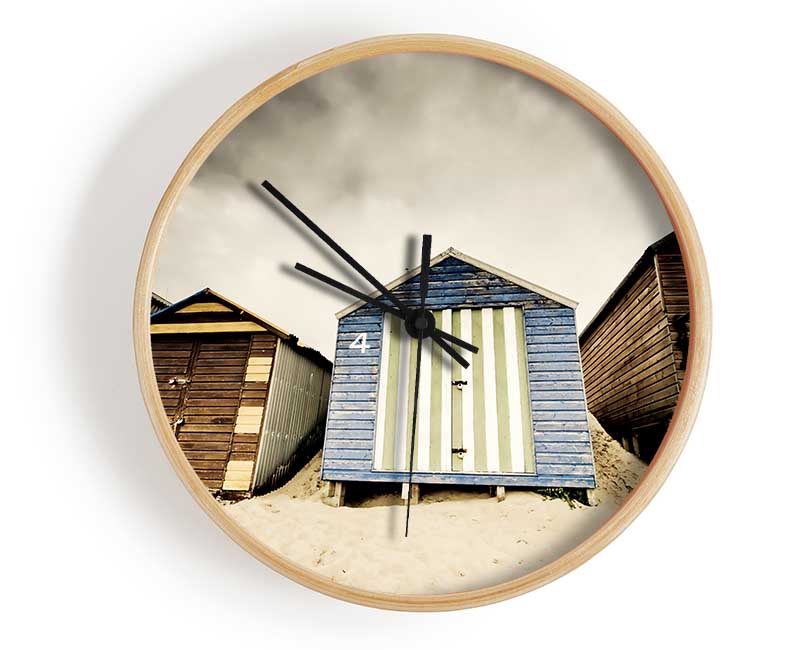 Winter Beach Huts Clock - Wallart-Direct UK