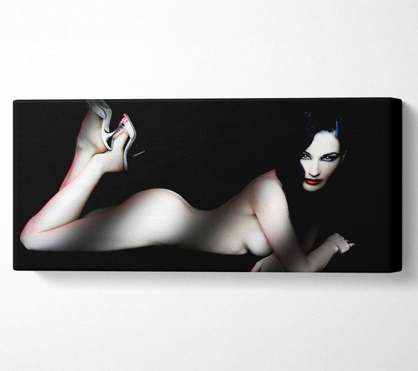 Ditta Von Teese Glamour
