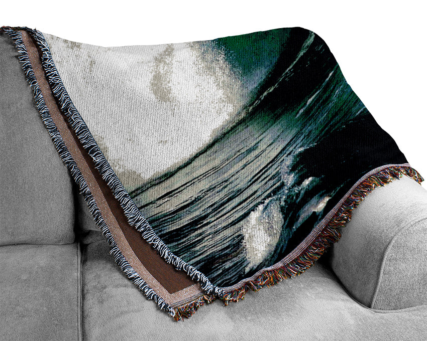 The Green Crashing Waves Woven Blanket