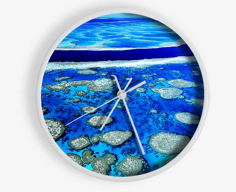 The Flow Of The Ocean Islands Clock - Wallart-Direct UK