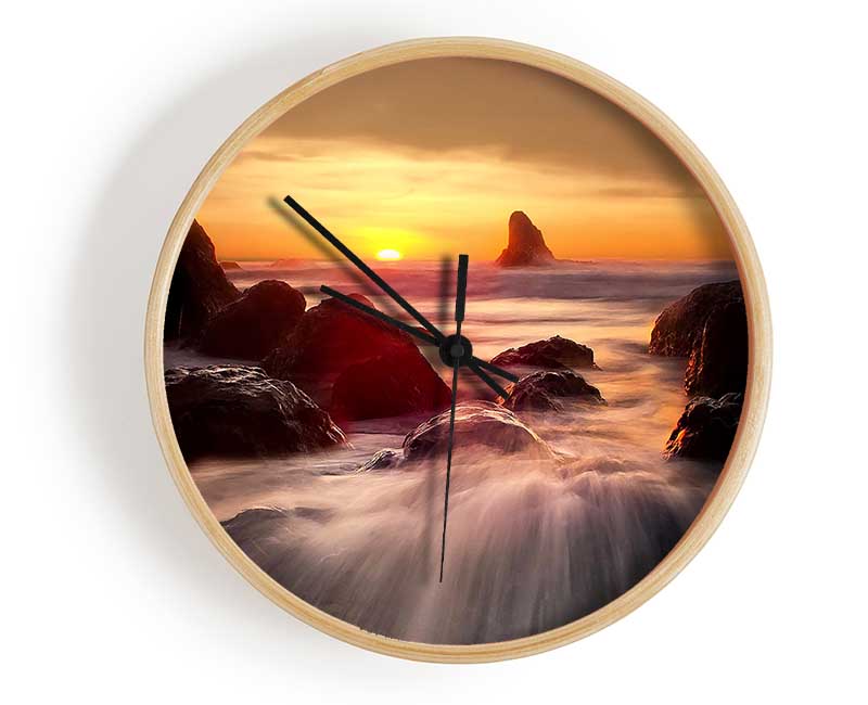 Ocean Waves Spilling On The Rocks Clock - Wallart-Direct UK