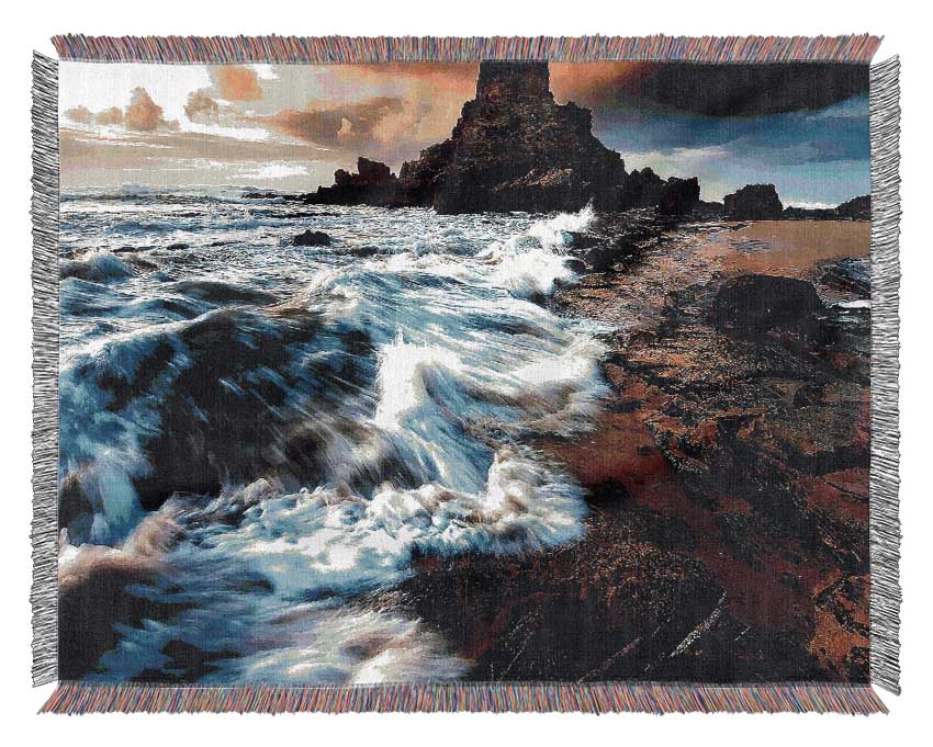 Ocean Waves Movement Woven Blanket