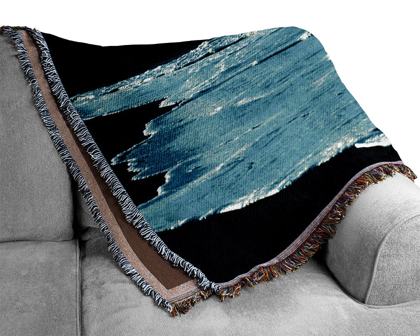 Blue Waves Delight Woven Blanket