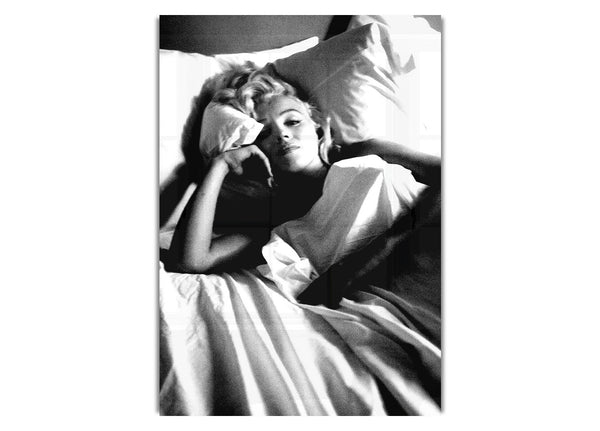Marilyn Monroe In Bed