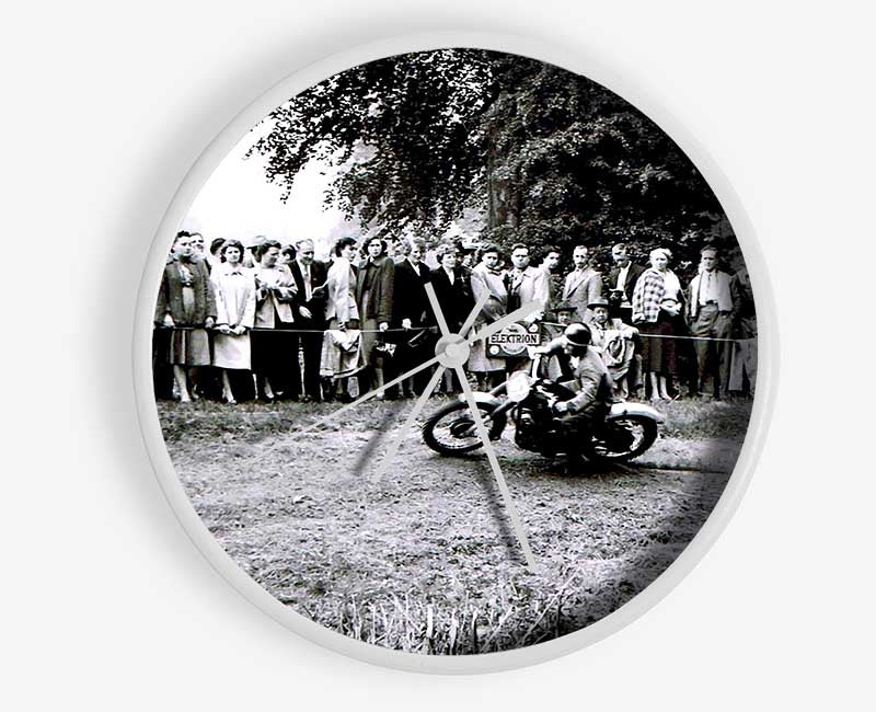 Vintage Motorcross Crowd Clock - Wallart-Direct UK