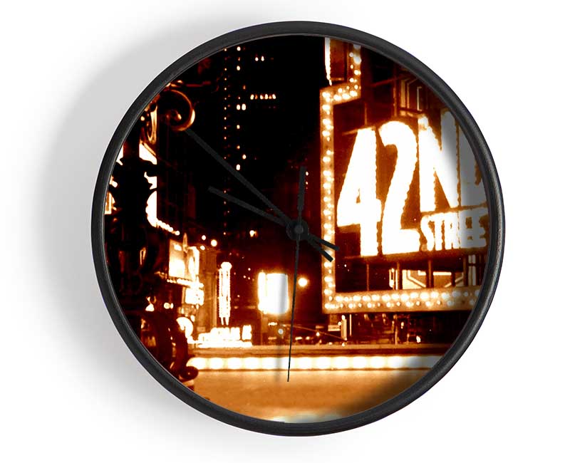 New York City 42Nd Street Clock - Wallart-Direct UK