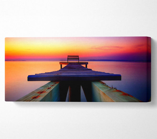 Das perfekte Dock bei Sonnenuntergang