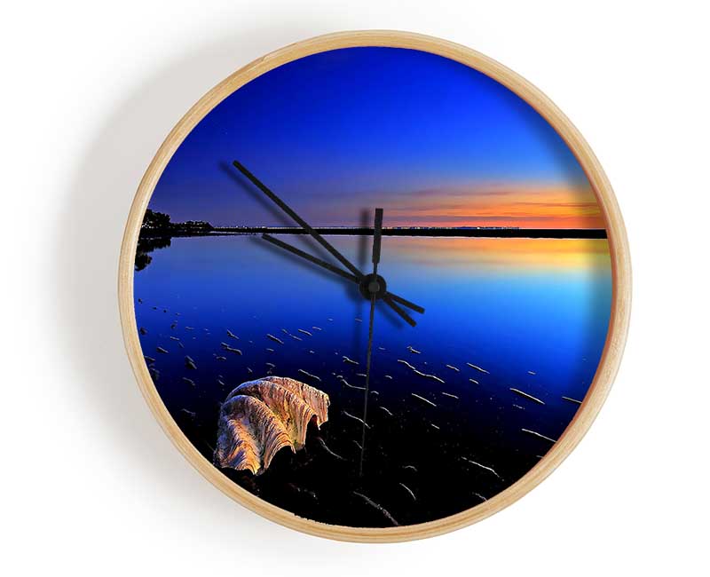 Shell On The Deep Blue Ocean Clock - Wallart-Direct UK