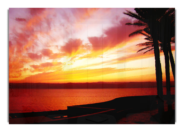 Ruhiger Sonnenuntergang am Meer