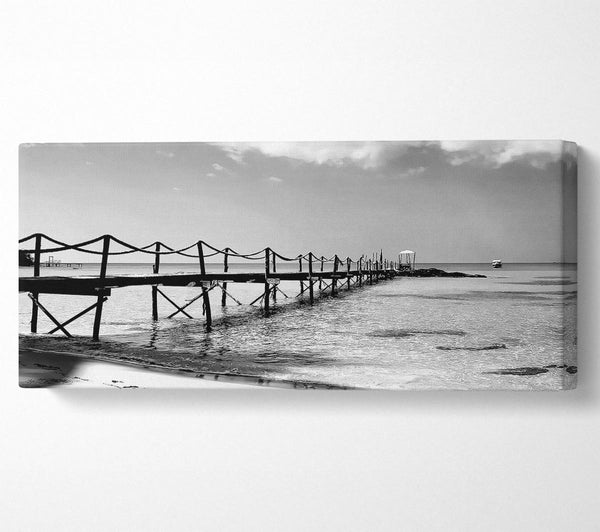 White Sand Pier B und W