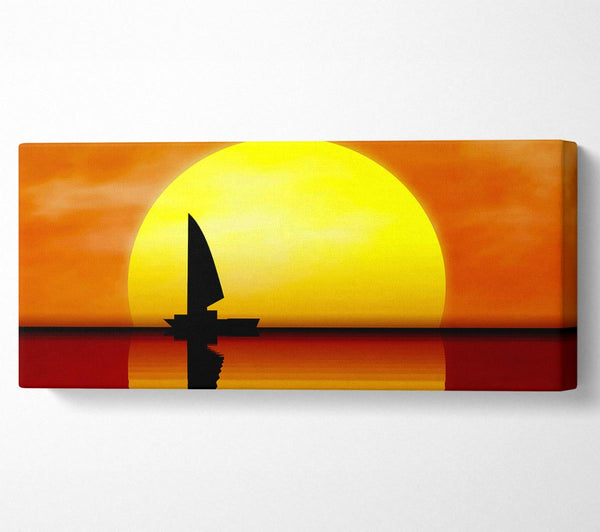 Boot segeln im Sonnenuntergang