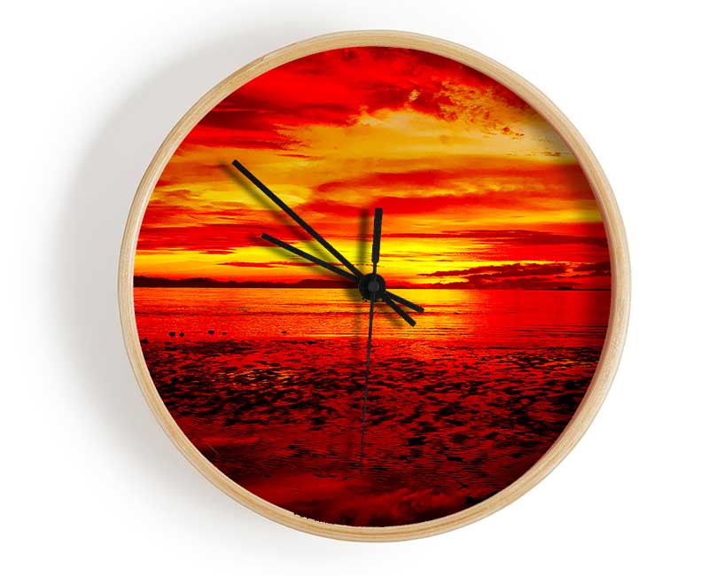 The Pebbled Beach Red Clock - Wallart-Direct UK