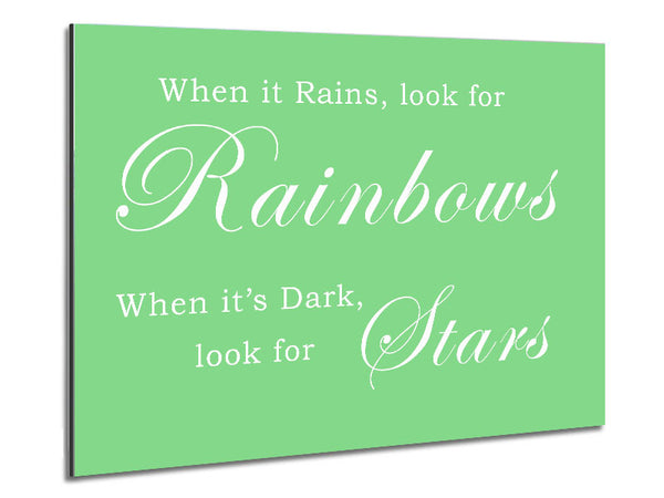 Wenn es regnet, suche nach Regenbögen Grün
