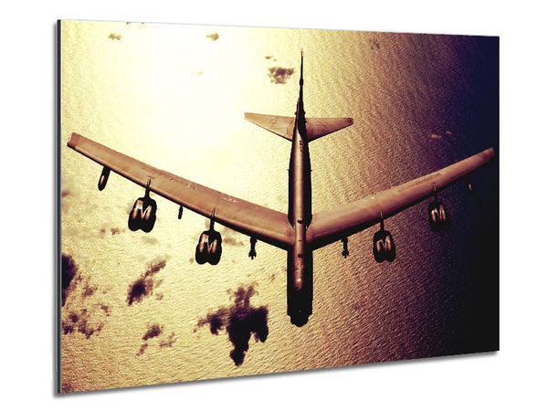Kriegsflugzeug über dem Ozean