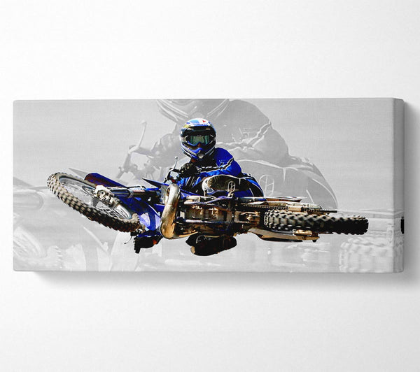 Motocross-Freestyler von oben