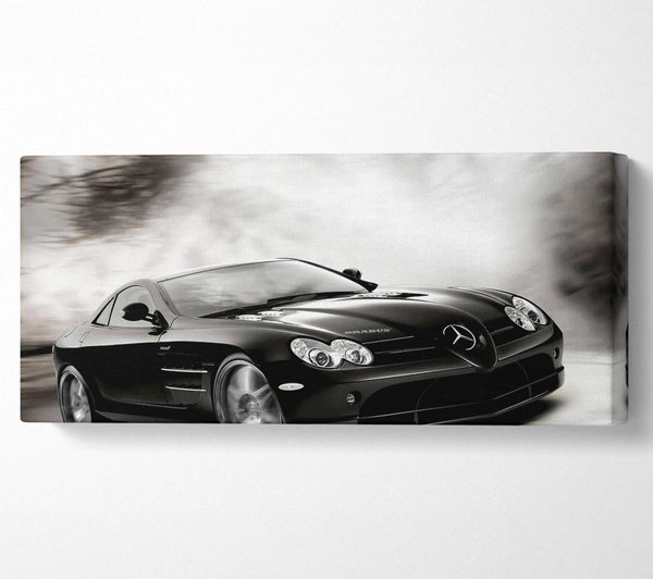 Mercedes Maclaren Schwarz und Weiß