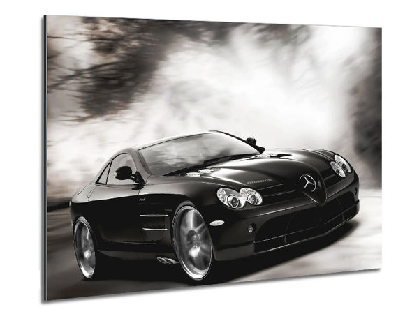 Mercedes Maclaren Schwarz und Weiß