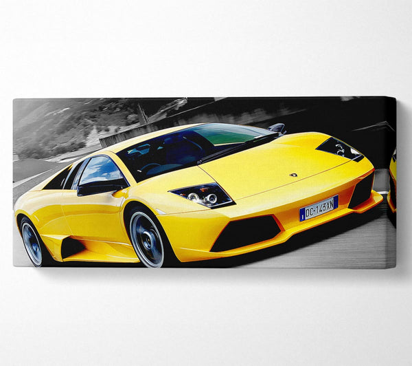 Lamborghini On The Move Gelb