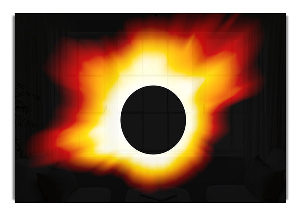 Brennende Sonne hinter der Sonnenfinsternis