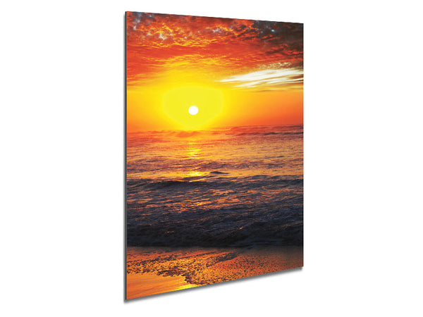 Orangefarbener Wolken-Sonnenuntergang