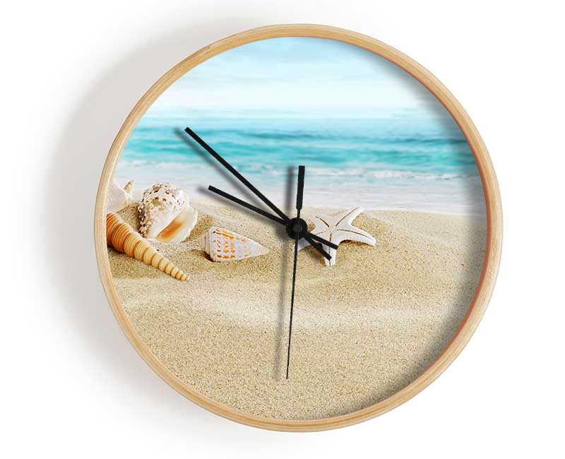 Beautiful Ocean Shells Clock - Wallart-Direct UK