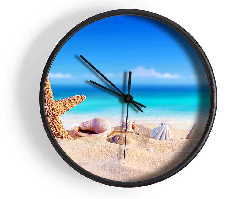 Shells In The Ocean Sands Clock - Wallart-Direct UK