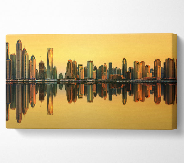 Goldene Reflexionen
