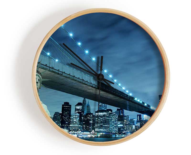 Statue Of Liberty Brooklyn Bridge Nights Clock - Wallart-Direct UK