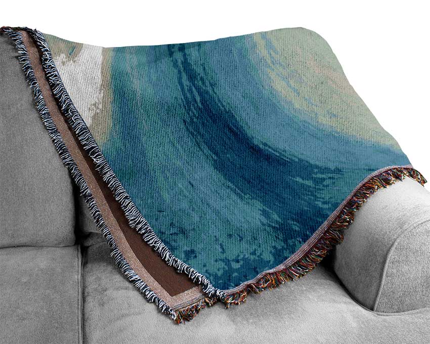 Wave Rotation Woven Blanket