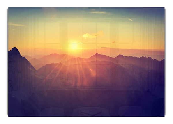 Sonnenstrahlen über den Bergen 1