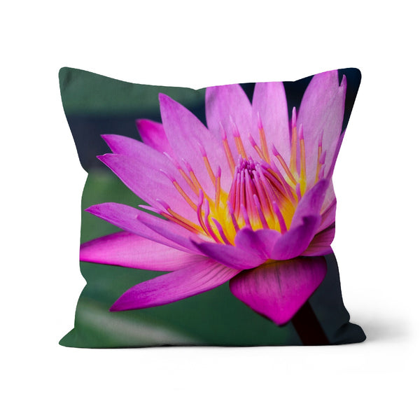 Kissen mit rosa Lotusblüten