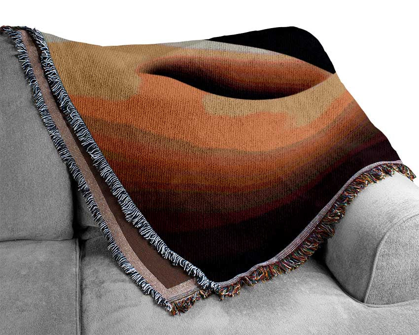 Curviture of the body Woven Blanket