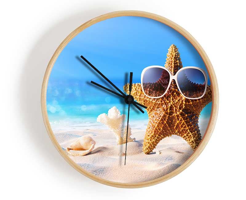 Cool Starfish Clock - Wallart-Direct UK