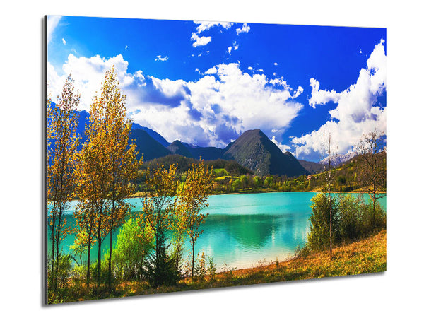 Blaue Lagune, tiefblauer Himmel