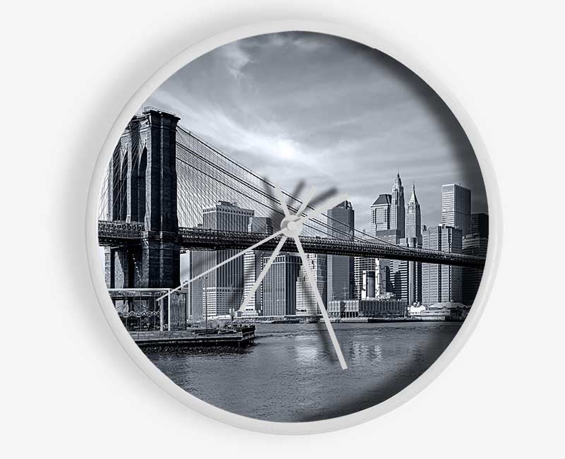 Black and white bridge over newyork Clock - Wallart-Direct UK