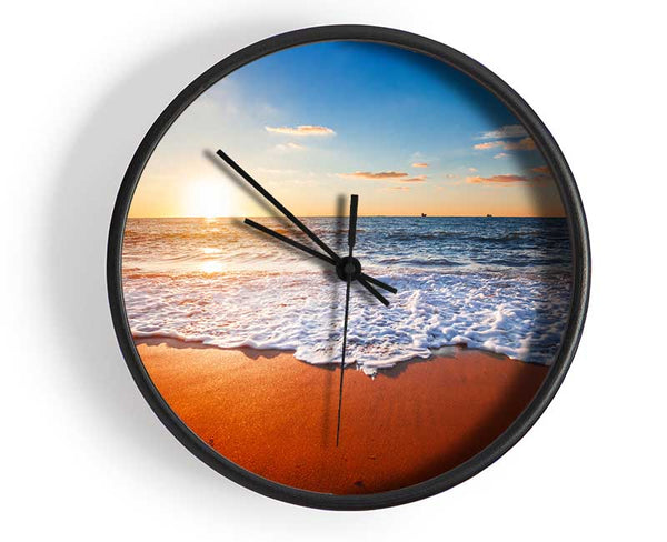 Red sands sea Clock - Wallart-Direct UK