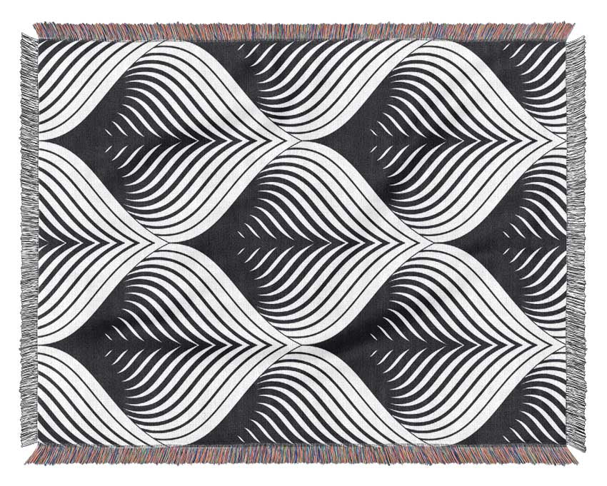 Staggered Leaf Shapes Woven Blanket