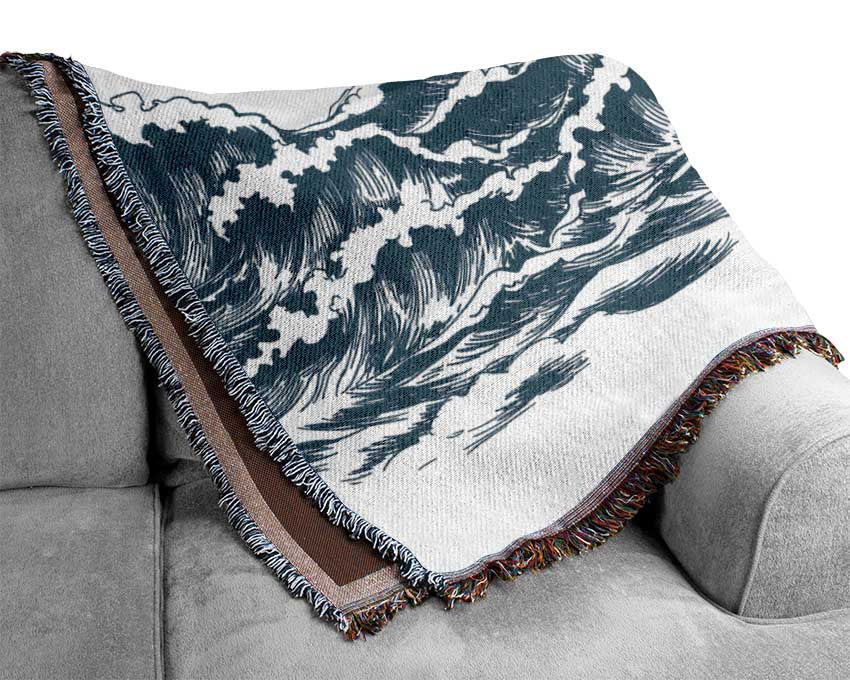 Rippled Ocean Crash Woven Blanket