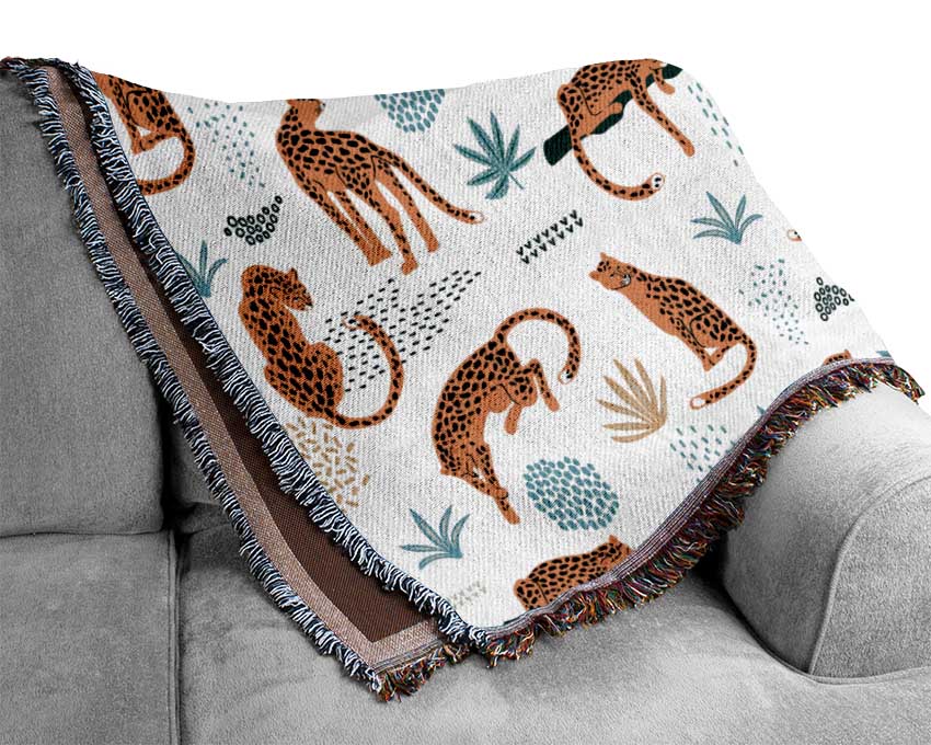 The Lovely Leopard Pattern Woven Blanket