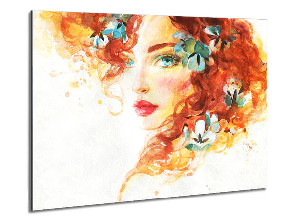 Rothaarige mit Blumen im Haar